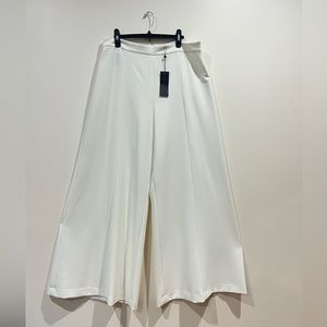 BcbgMaxazria wide leg pants